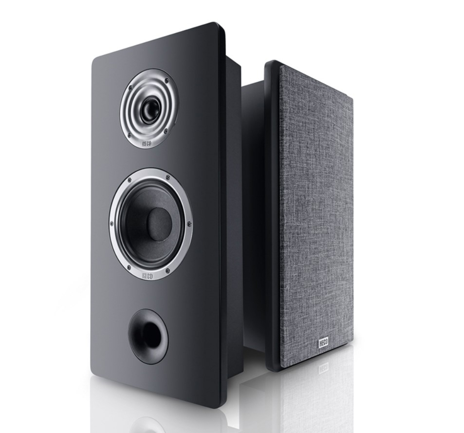 Ambient 22 F Black
