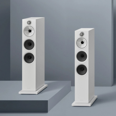 603 S3 white