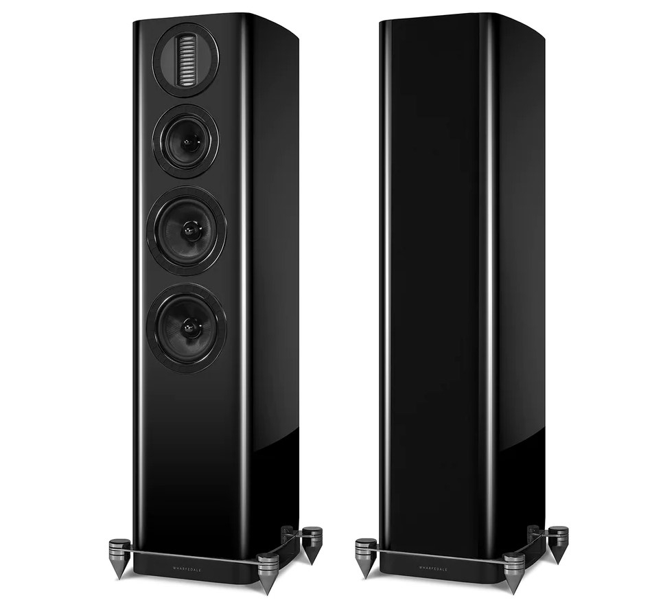 Aura 3 High Gloss Black