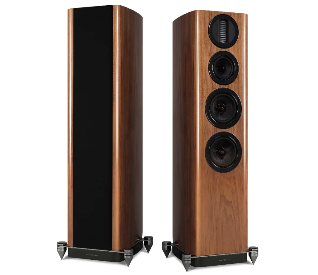 Aura 3 High Gloss Walnut