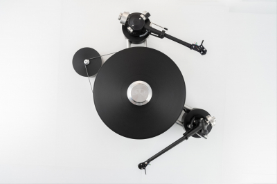 Max Nero (Rega RB330/Uccello)